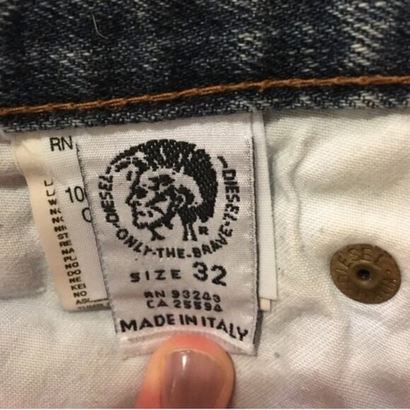 Vintage Diesel Bootcut Jeans Size 32 - Picture 3 of 6